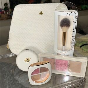 Guerlain White Textured Bag with “Flower”Makeup by Drew Barrymore & Compact NWT